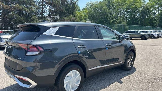 2024 Kia Sportage Hybrid LX