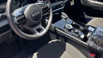 2024 Kia Sportage Hybrid LX