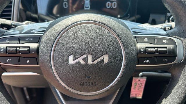 2024 Kia Sportage Hybrid LX