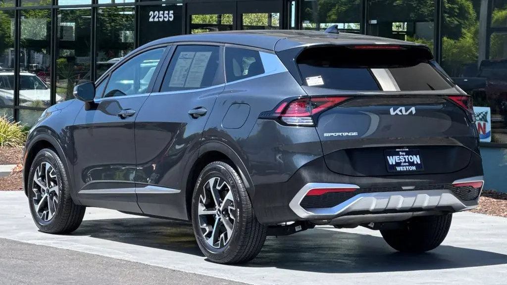 2025 Kia Sportage EX