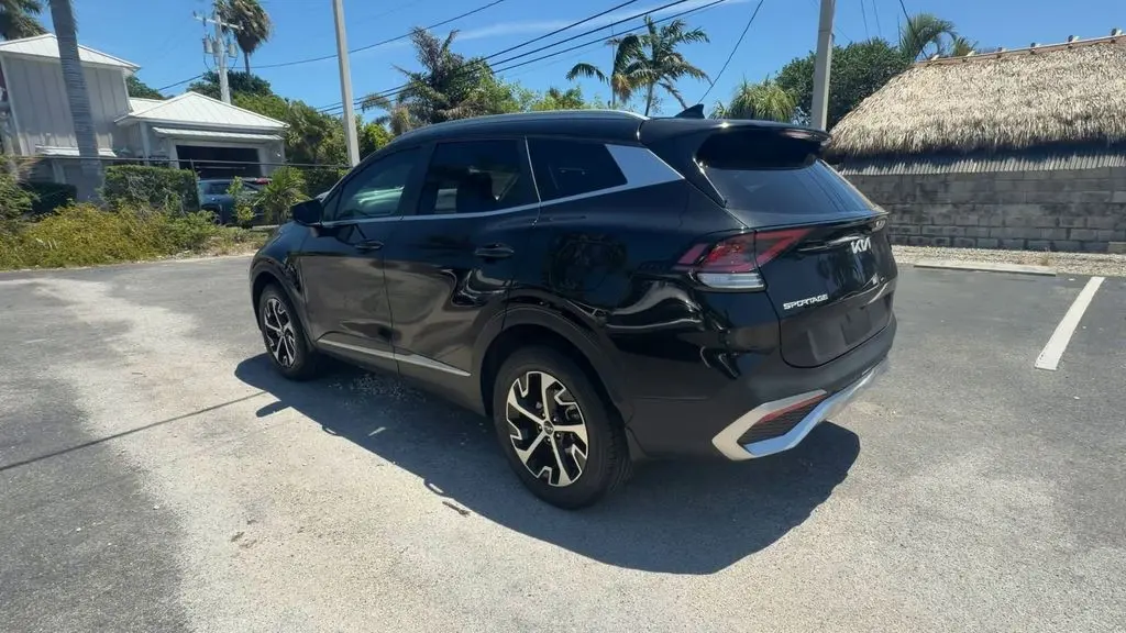 2023 Kia Sportage Hybrid EX