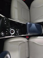 2023 Sportage Hybrid Thumbnail 32