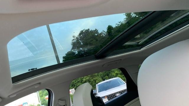 2025 Kia Sportage Hybrid EX