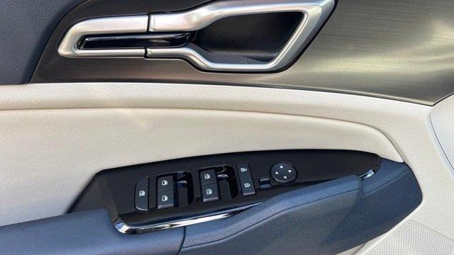 2025 Kia Sportage Hybrid EX