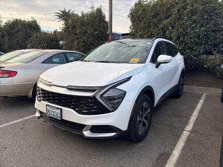 2025 Kia Sportage Hybrid with Snow White Pearl Exterior