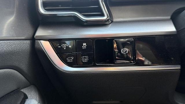 2025 Kia Sportage Hybrid EX
