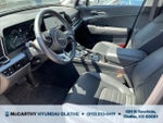 2025 Sportage Hybrid Thumbnail 3
