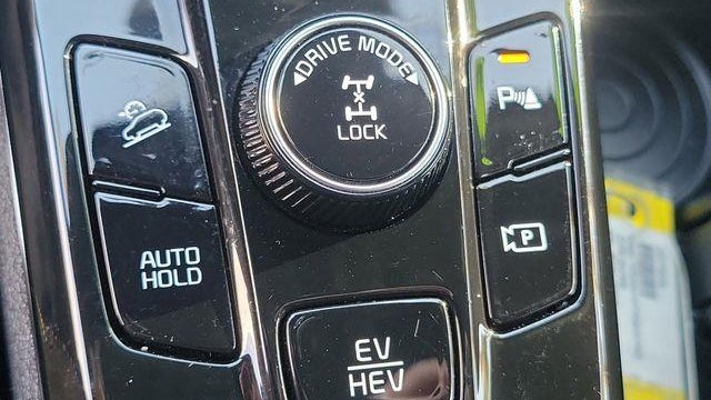 2023 Kia Sportage Plug-In Hybrid X-Line