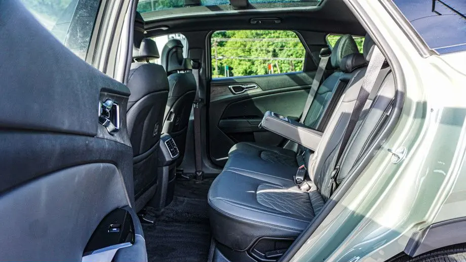 2024 Kia Sportage Plug-In Hybrid X-Line