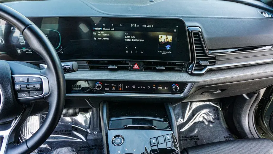 2024 Kia Sportage Plug-In Hybrid X-Line