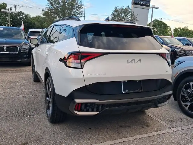 2024 Kia Sportage - $27,990