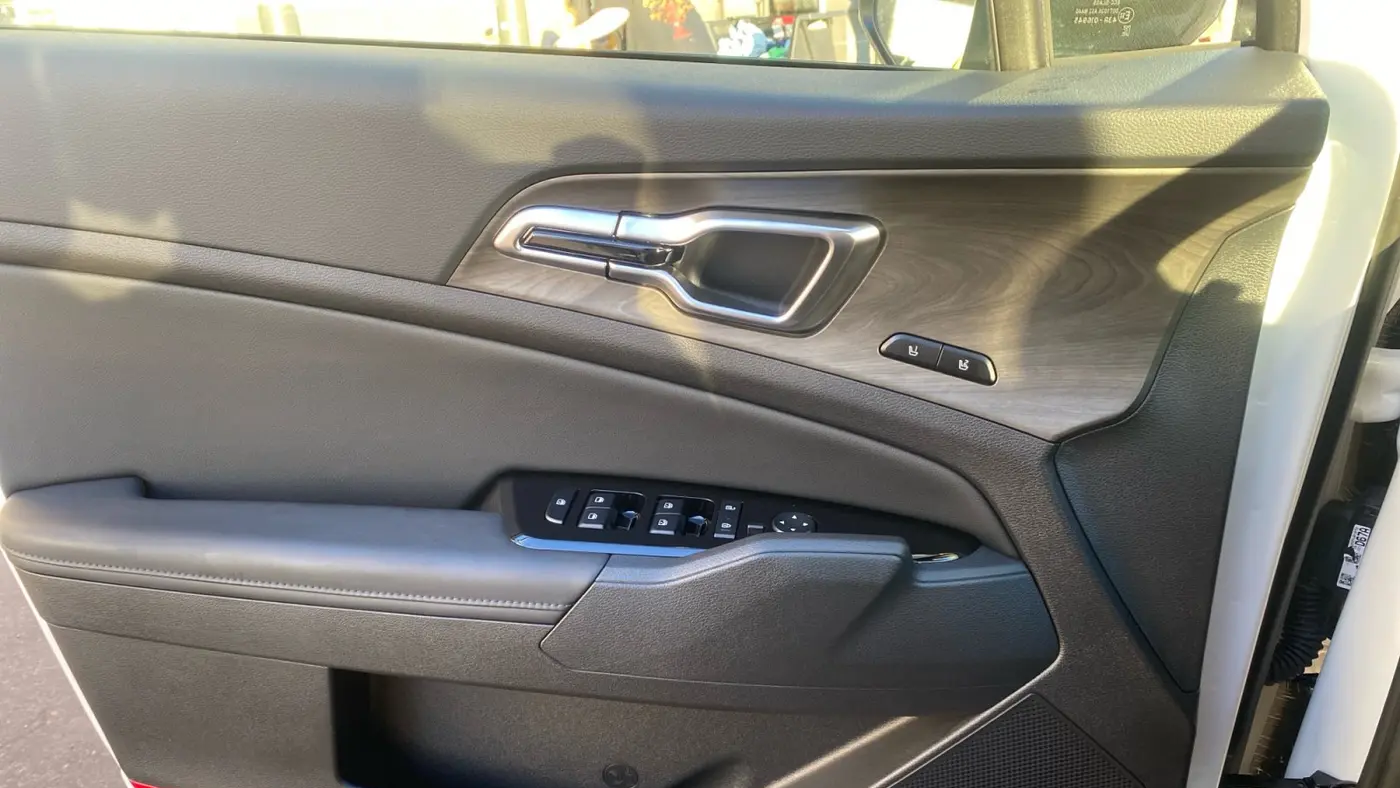 2025 Kia Sportage Plug-In Hybrid X-Line Prestige