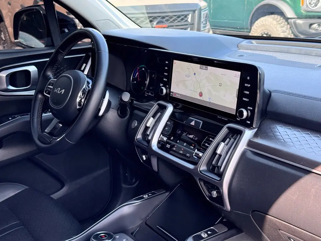 2022 Kia Sorento - $20,000