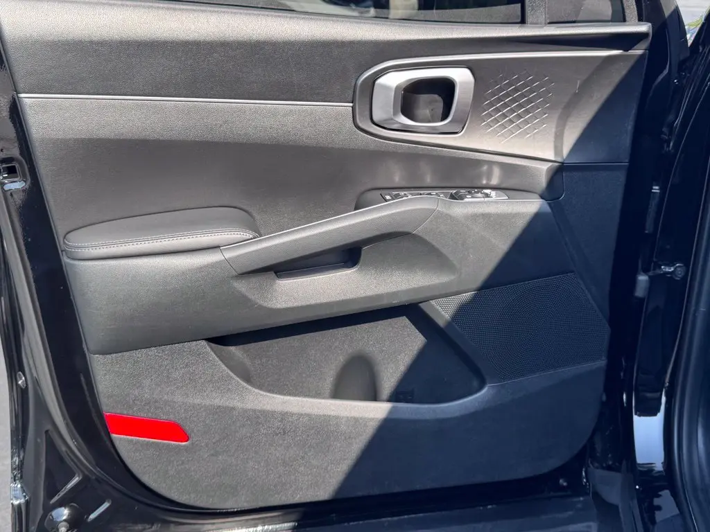 2022 Kia Sorento - $20,000