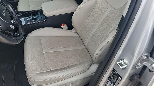 2022 Kia Sorento Hybrid S