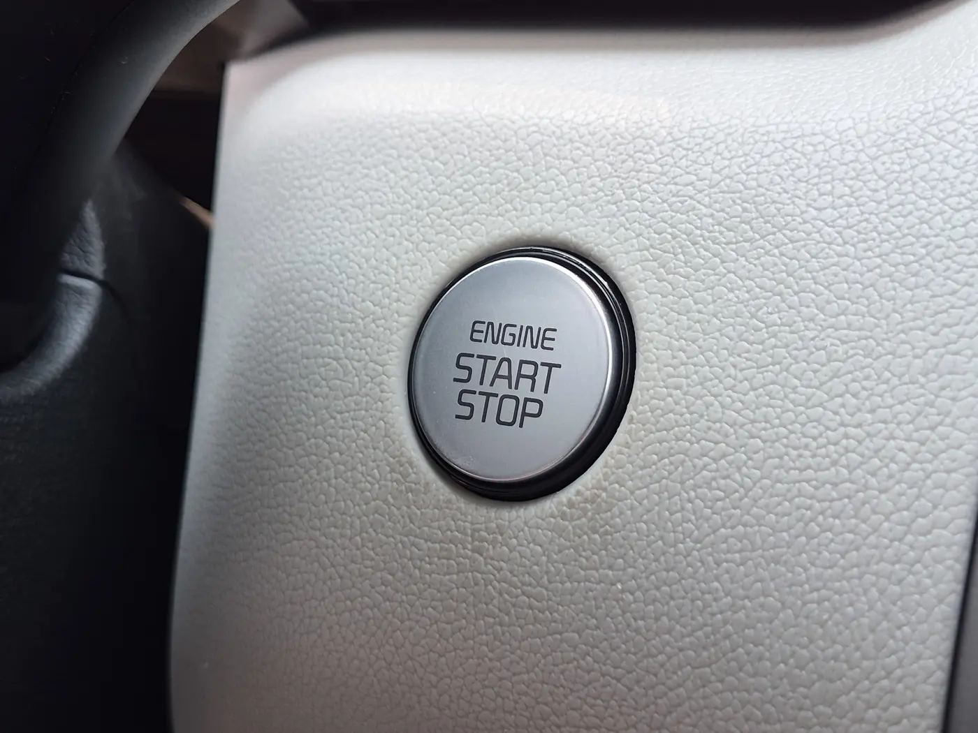 2022 Kia Sorento - $21,810