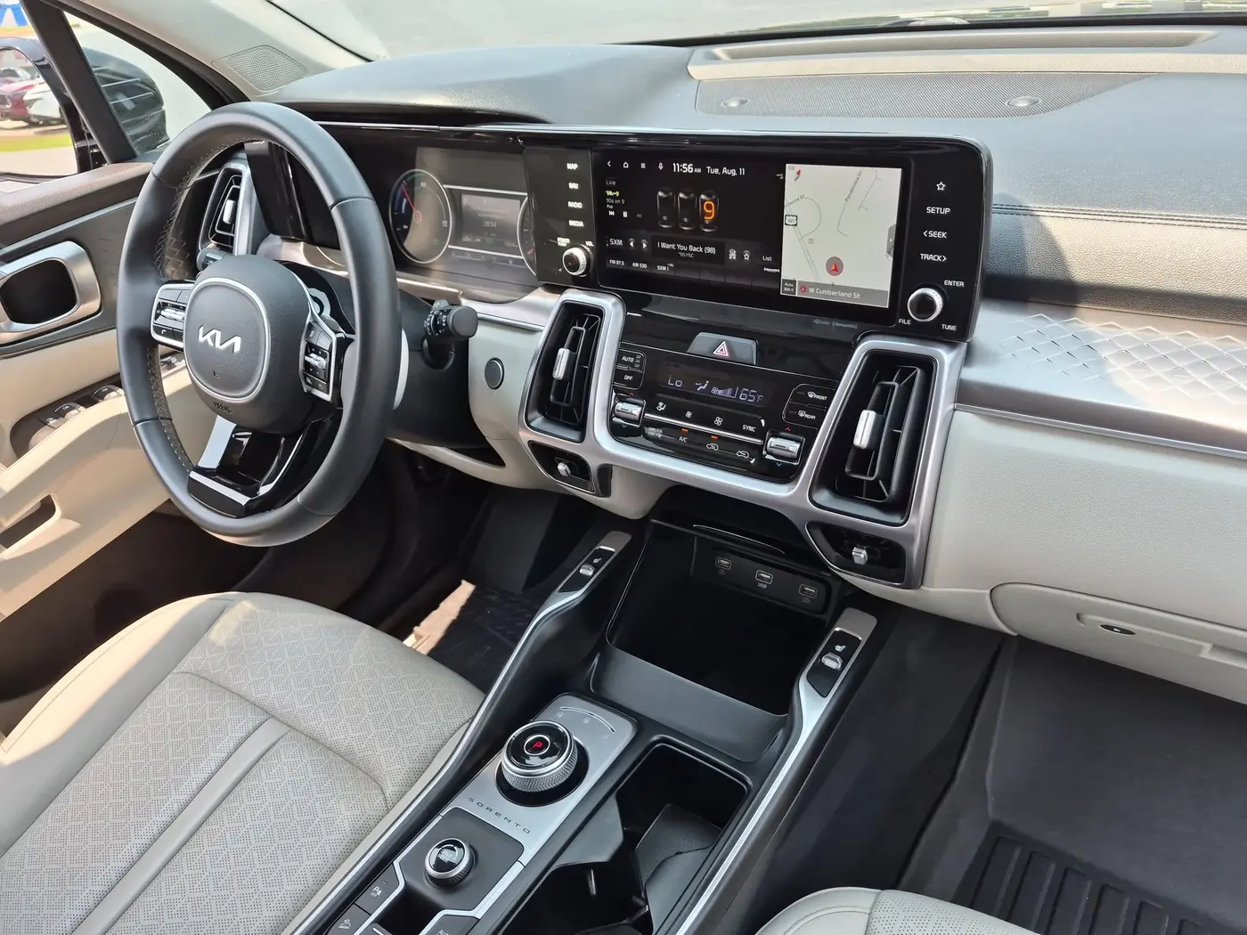 2022 Kia Sorento - $21,810