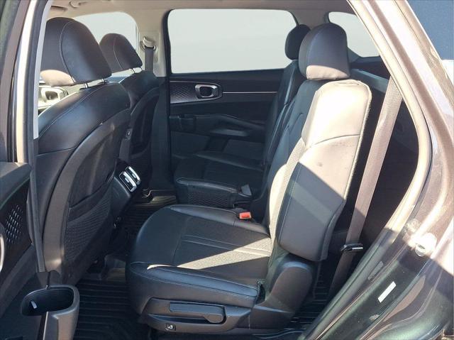 2022 Kia Sorento - $21,500