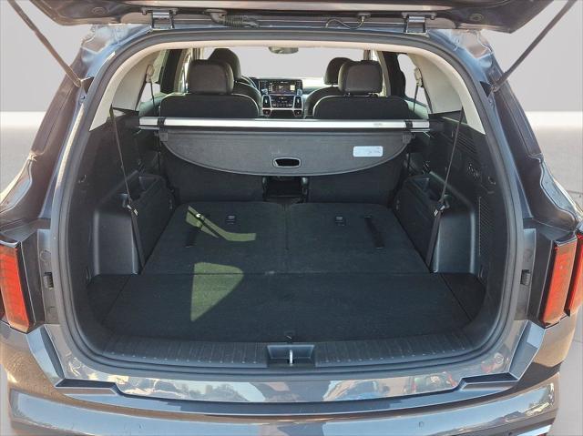 2022 Kia Sorento - $21,500