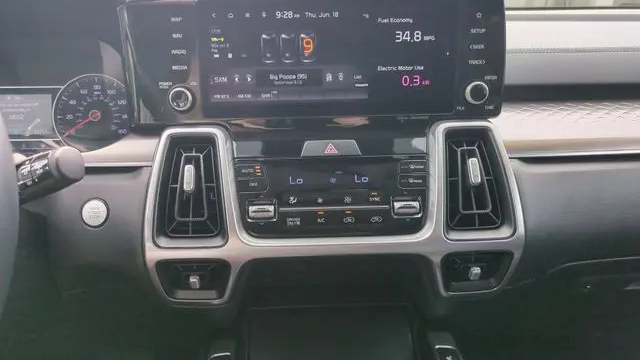 2022 Kia Sorento Hybrid EX