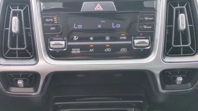 2022 Kia Sorento Hybrid EX