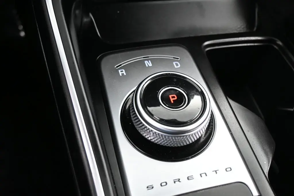 2023 Kia Sorento - $28,401