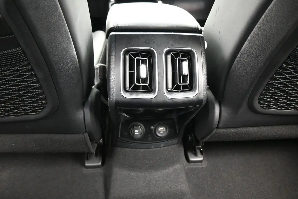 2023 Kia Sorento - $28,401