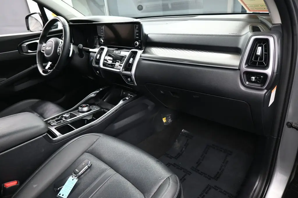2023 Kia Sorento - $28,401