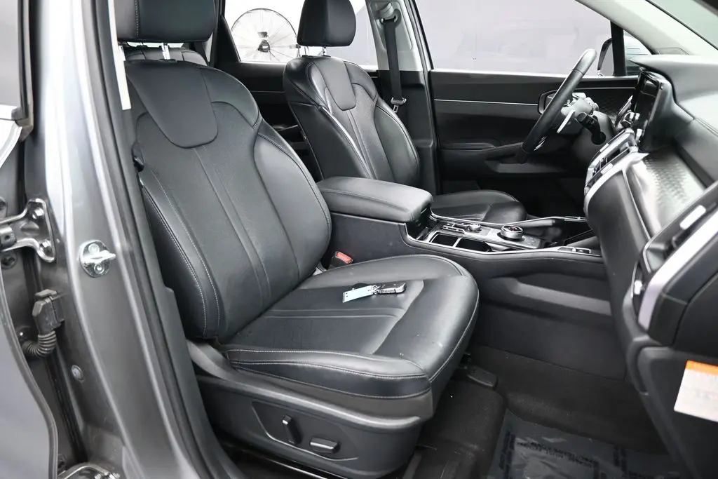 2023 Kia Sorento - $28,401