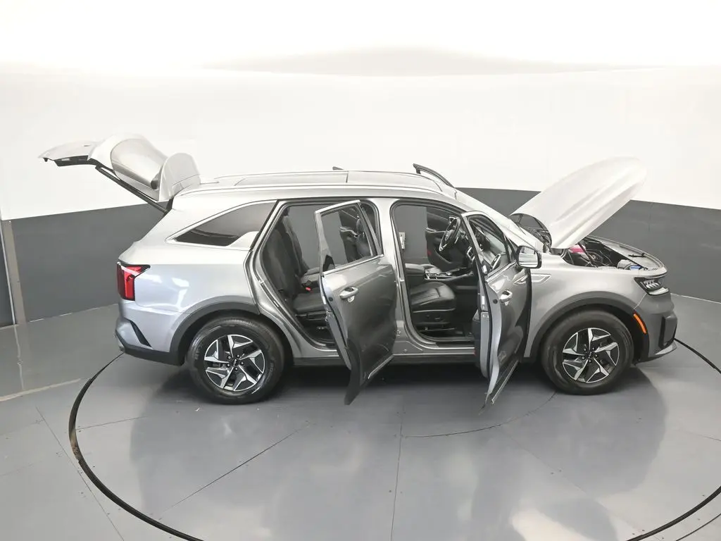 2023 Kia Sorento - $28,401