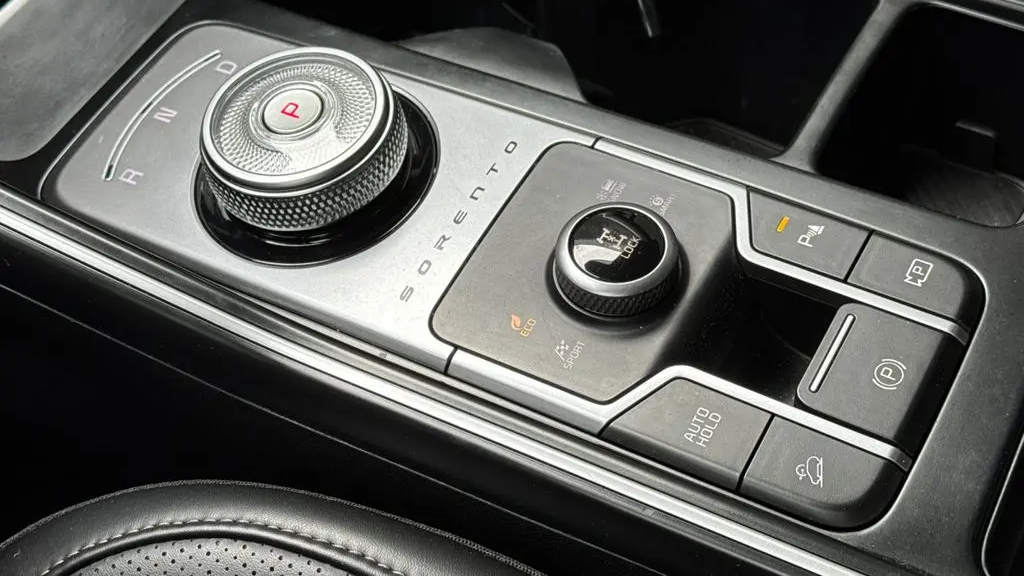 2025 Kia Sorento Hybrid EX