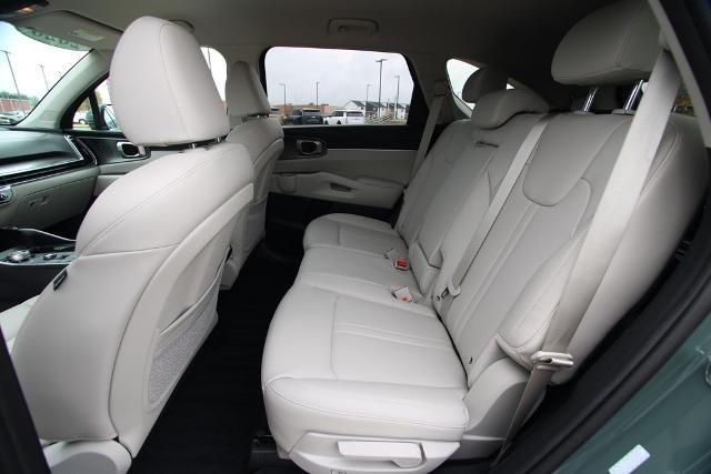 2026 Kia Sorento - $38,333