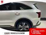 2023 Sorento Hybrid Thumbnail 16