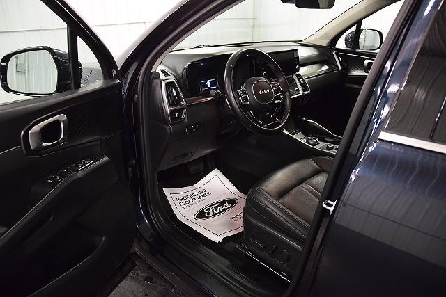 2023 Kia Sorento - $25,995