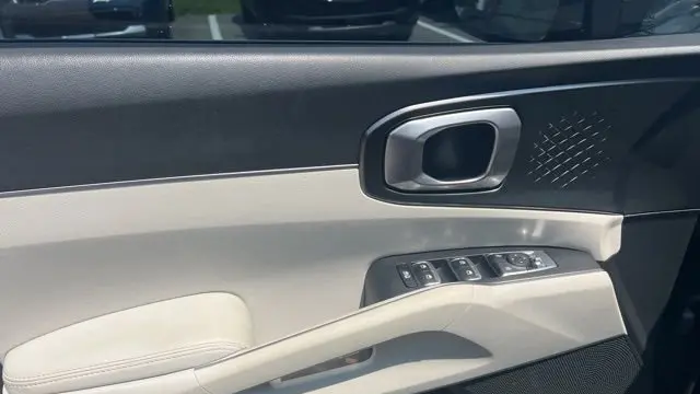 2022 Kia Sorento Hybrid EX