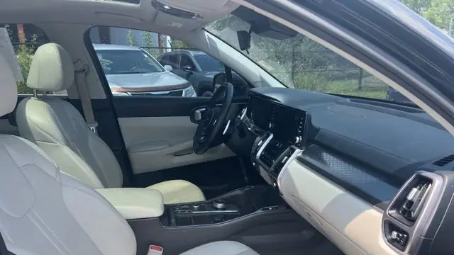 2022 Kia Sorento Hybrid EX