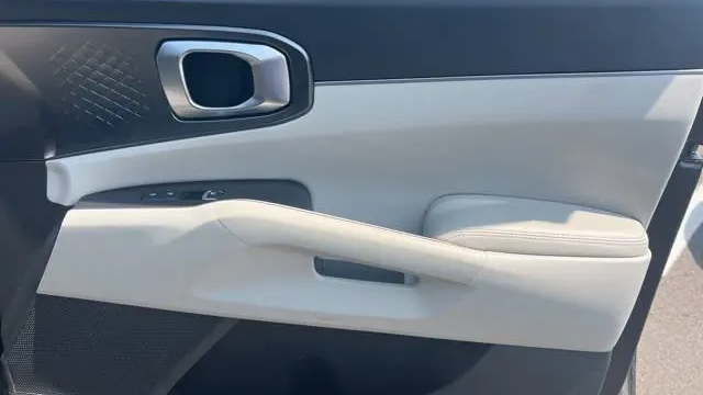 2022 Kia Sorento Hybrid EX
