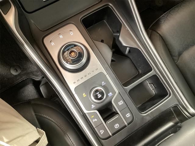 2023 Kia Sorento - $34,000