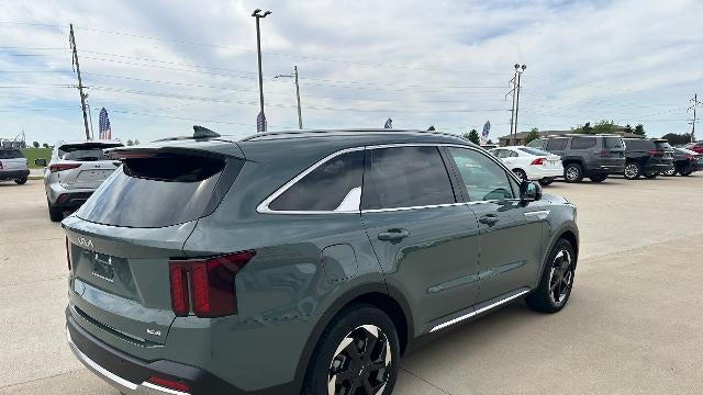 2025 Kia Sorento Plug-In Hybrid EX
