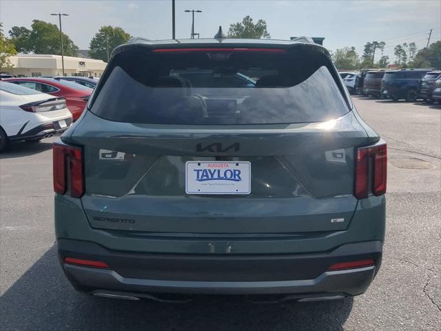 2026 Kia Sorento - $41,998