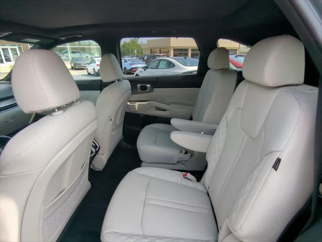 2026 Kia Sorento - $41,998
