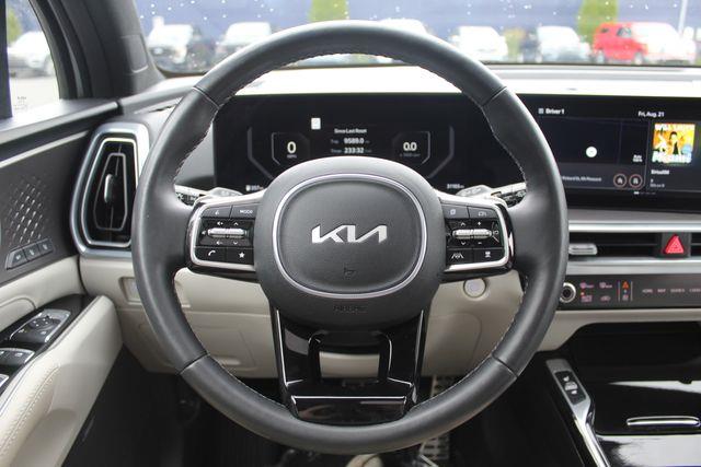 2025 Kia Sorento - $32,490