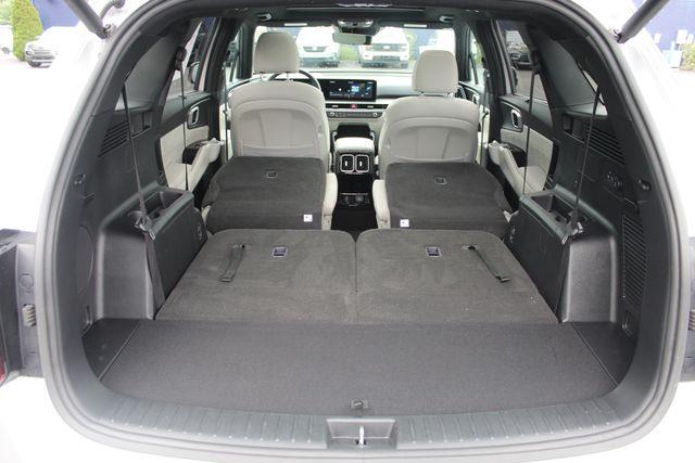 2025 Kia Sorento - $32,490
