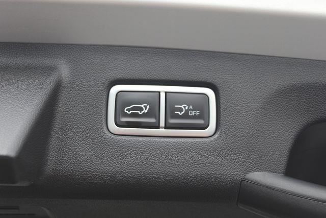 2025 Kia Sorento - $32,490