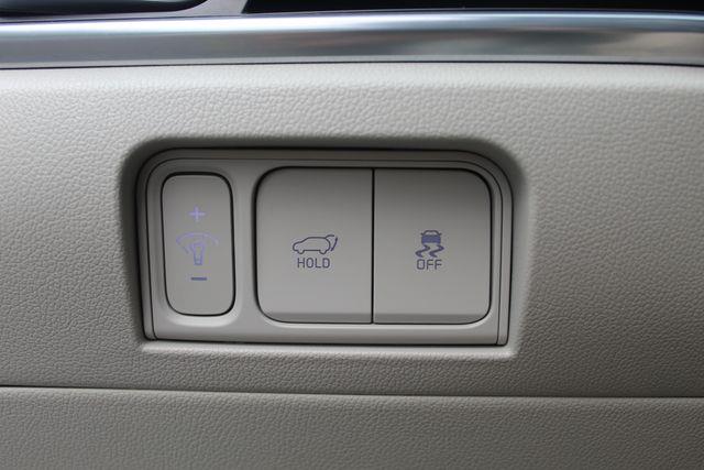 2025 Kia Sorento - $32,490