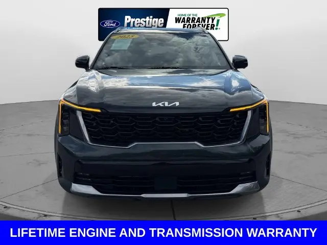 2025 Kia Sorento - $35,800