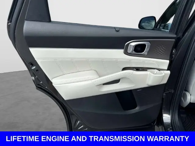 2025 Kia Sorento - $35,800