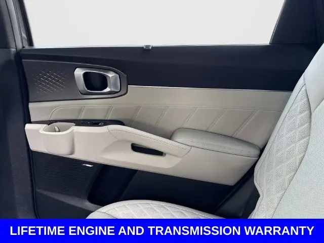 2025 Kia Sorento - $35,800