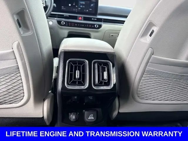 2025 Kia Sorento - $35,800