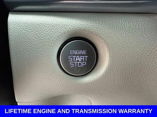 2025 Kia Sorento - $35,800